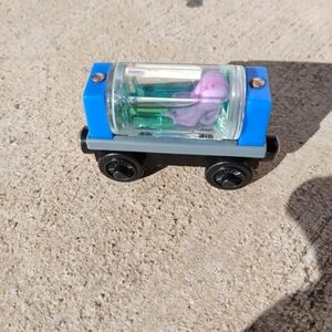 Thomas & Friends Wooden Magnetic Aquarium Cars Octobus